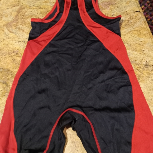 Overall - Picture 2 of 4